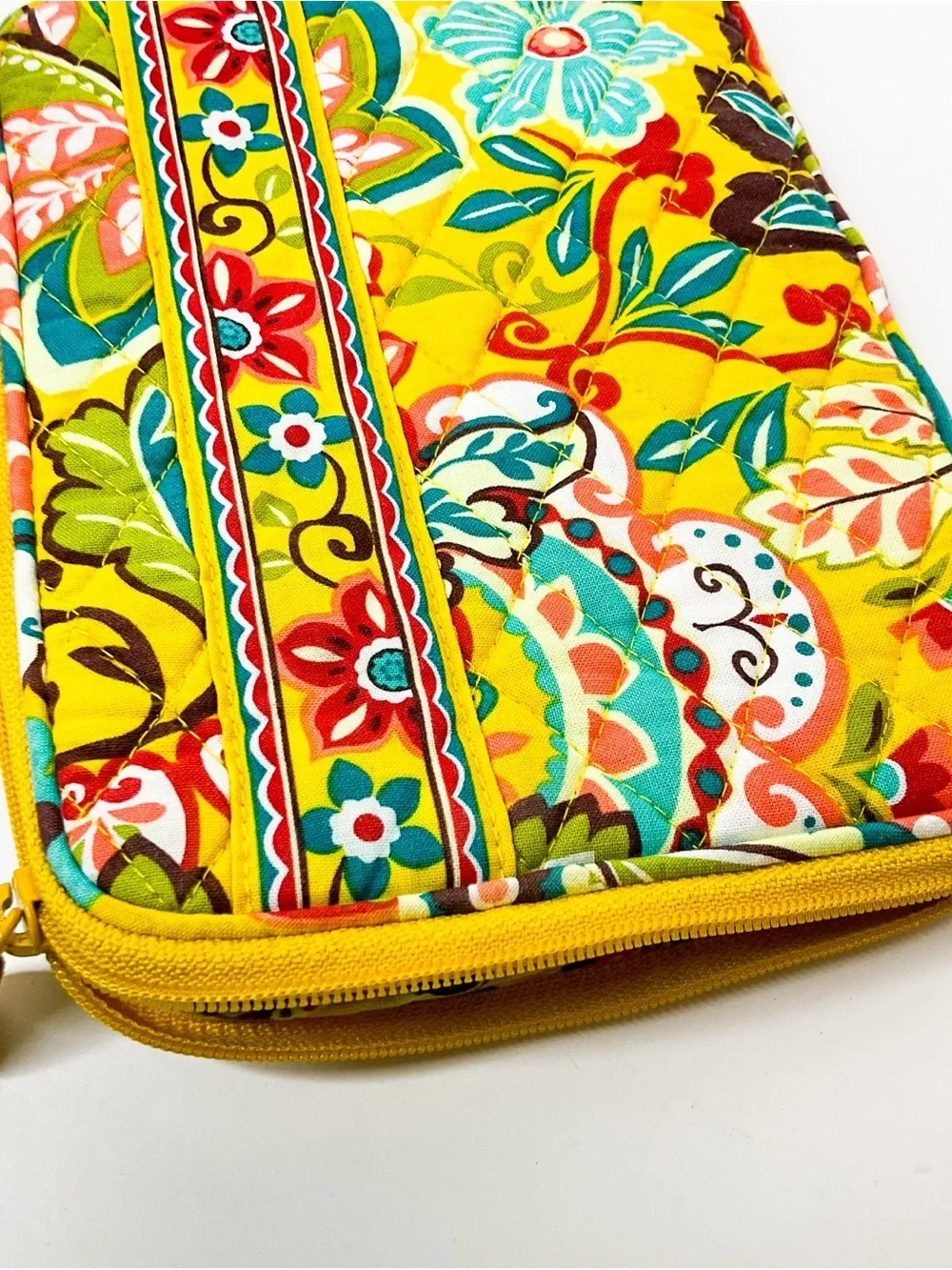 Vera Bradley Small Quilted Yellow Floral Zip Pouch - Picture 3 of 5